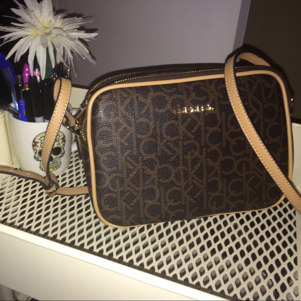 Calvin Klein Crossbody